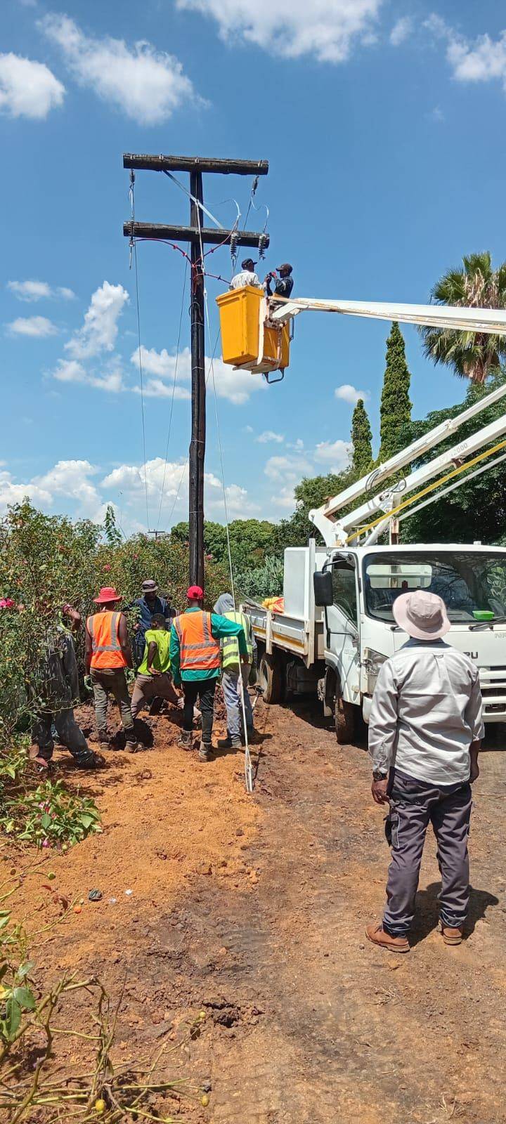 Hopolang Electrical cable and trench work