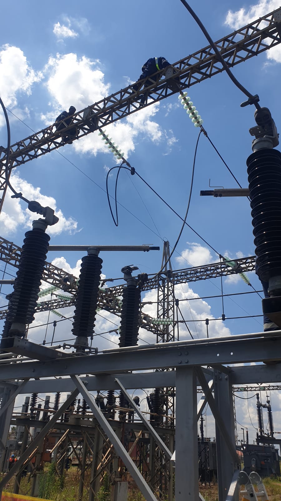 Substation lattice structure during live-site works